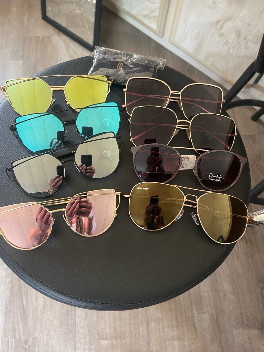 8 Assorted Women's Sunglasses  - Multi Color Mirrors new